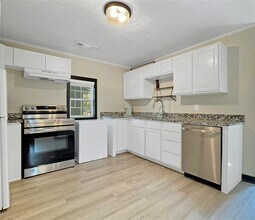 604 Maple St in Howe, TX - Building Photo - Building Photo