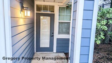 16125 Juanita Woodinville Way NE in Bothell, WA - Foto de edificio - Building Photo