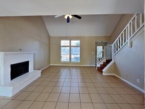 1386 Southridge Dr in Lancaster, TX - Building Photo - Building Photo