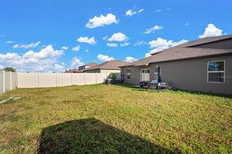 5430 Blue Azure Dr in Wimauma, FL - Building Photo - Building Photo