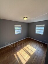 705 Beardsley Ct in Ferguson, MO - Building Photo - Building Photo