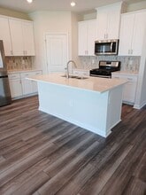 6904 Bedrock Rd in Mebane, NC - Building Photo - Building Photo