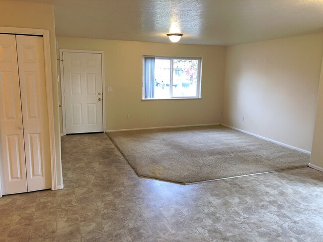 1741-1743 S St in Springfield, OR - Building Photo - Building Photo