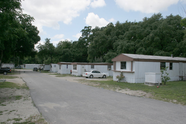 Parkview Mobile Home Community in Thonotosassa, FL - Building Photo - Building Photo