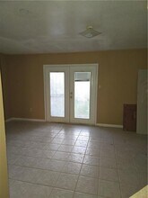 6912 Bunker Hill Rd in New Orleans, LA - Building Photo - Building Photo