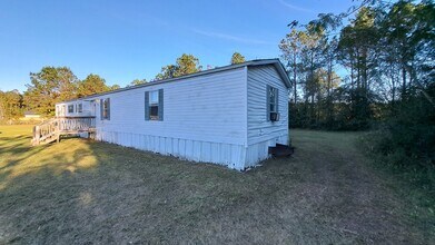 672 Target Rd in Holly Hill, SC - Building Photo - Building Photo
