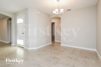 618 Lindbergh Wy in Davenport, FL - Building Photo - Building Photo