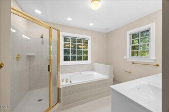 11920 Aspenwald Dr in Raleigh, NC - Foto de edificio - Building Photo