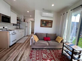 5418 Deane Ave in View Park, CA - Building Photo