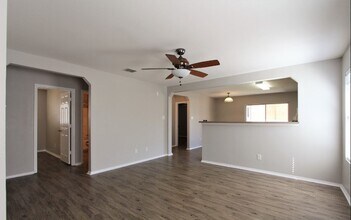 24214 Saffron Plum in San Antonio, TX - Building Photo - Building Photo