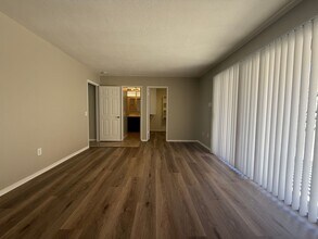 800 Vía Mindi in Riverside, CA - Building Photo - Building Photo