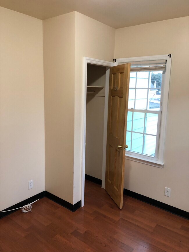 43 Claridge Ave Apartments and Nearby Elmont Apartments For Rent