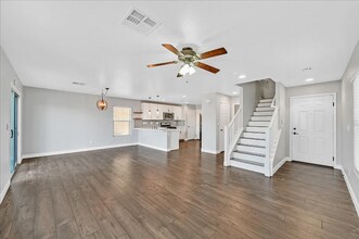 7912 Ivy Run St in Las Vegas, NV - Building Photo - Building Photo