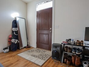 11905 Centre St in Chester, VA - Building Photo - Building Photo