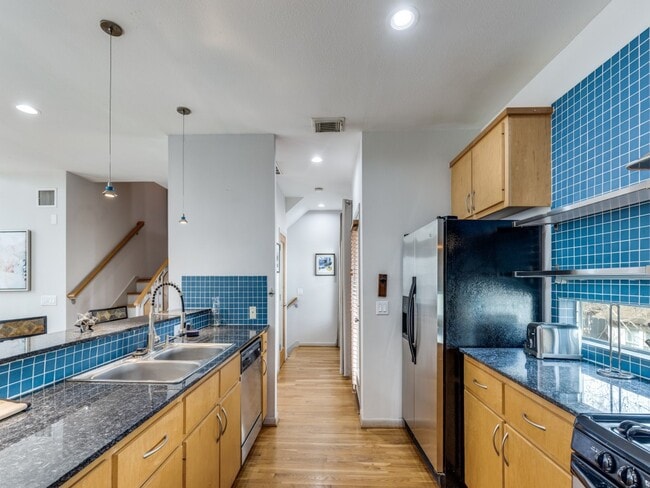 property at 5219 Kiam St