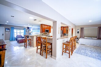 5512 SE Nassau Terrace in Stuart, FL - Building Photo - Building Photo