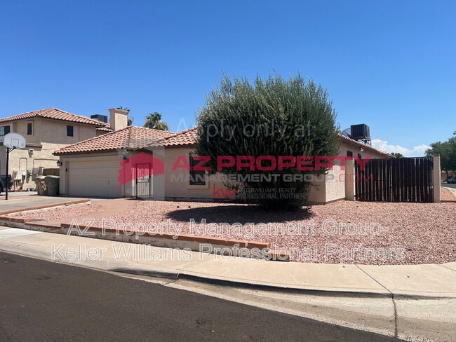 property at 5431 W Cochise Dr