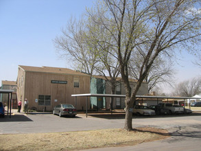 Heritage House Apartments in Elk City, OK - Building Photo - Building Photo