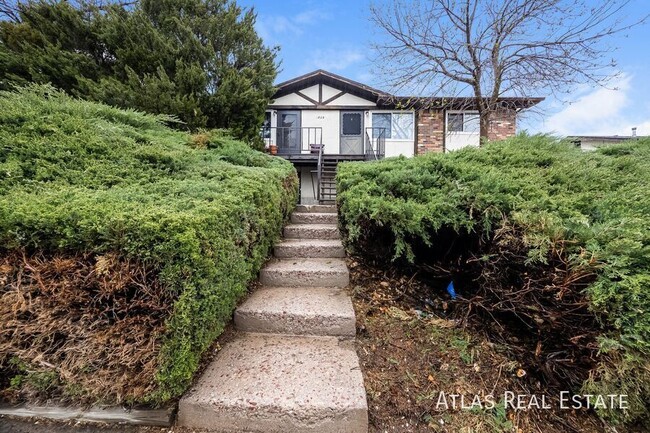 property at 1809 Eagle View Dr