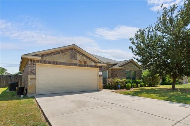 property at 120 Legends of Hutto Tr