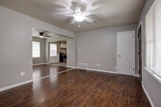 1208 Avondale Dr in Norman, OK - Building Photo - Building Photo