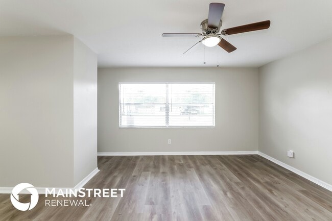 7113 N 50th St in Tampa, FL - Building Photo - Building Photo