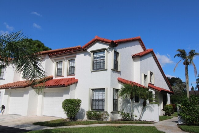 property at 13485 Fountain View Blvd