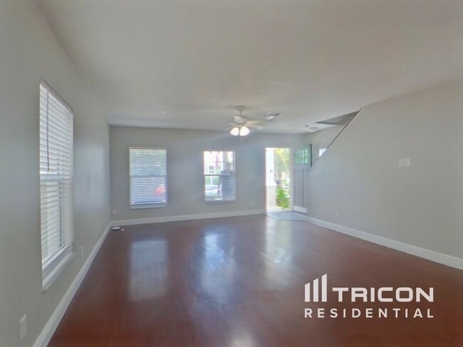 1936 W Chestnut St in Tampa, FL - Building Photo - Building Photo