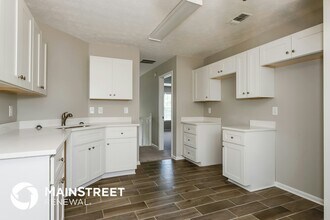 144 Leguin Forest Dr in Locust Grove, GA - Foto de edificio - Building Photo