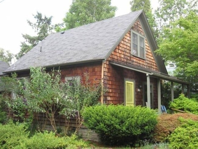 property at 1459 E 21st Ave