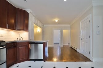 603 Bloomfield St, Unit 3 in Hoboken, NJ - Building Photo - Building Photo