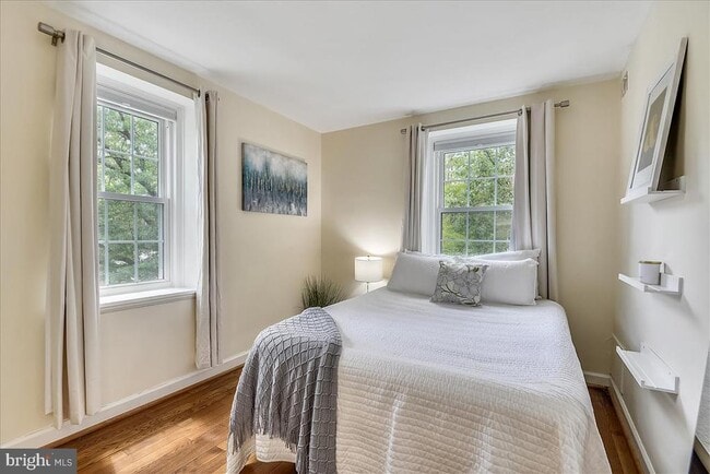 3057 S Buchanan St in Arlington, VA - Building Photo - Building Photo