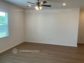 125 Glacier Wy in La Vergne, TN - Building Photo - Building Photo
