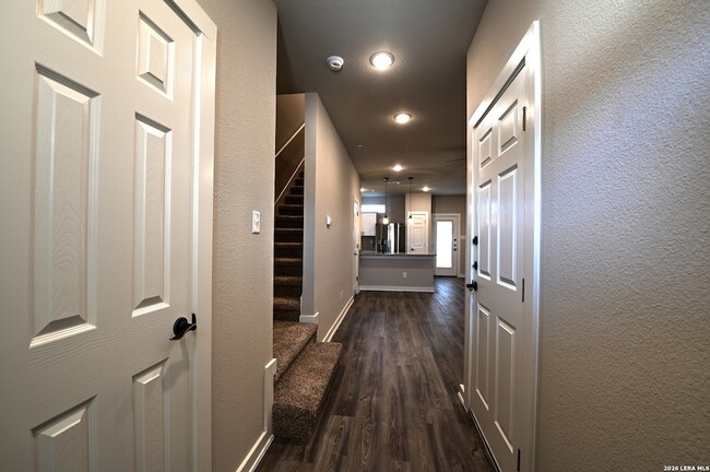 11318 Clearmine St in San Antonio, TX - Foto de edificio - Building Photo