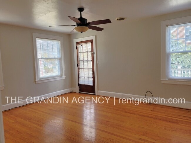 2803 Burton Ave NW in Roanoke, VA - Building Photo - Building Photo