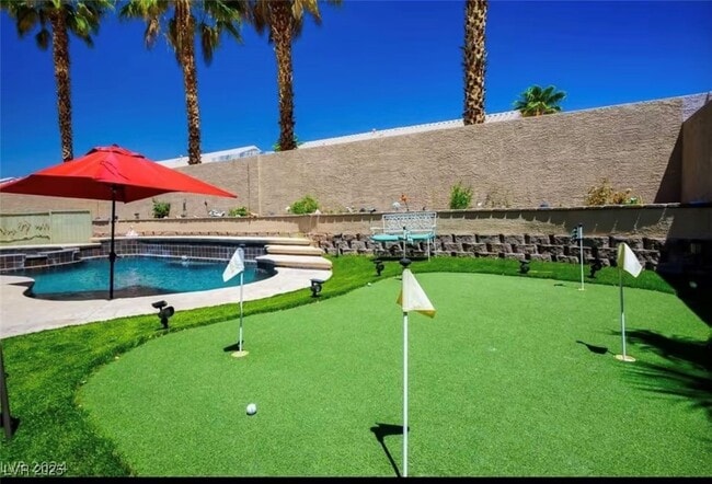 9190 Golden Feather Ct