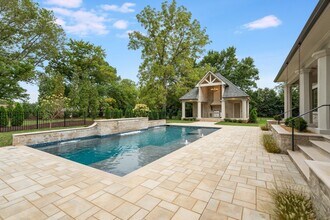 506 Franklin Rd in Brentwood, TN - Building Photo - Building Photo