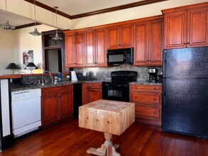 2737 W Cleveland St-Unit -211 in Elloree, SC - Building Photo - Building Photo