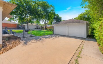 804 Haggard St in Plano, TX - Building Photo - Building Photo