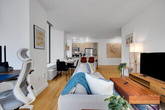 10 Hanover Square in New York, NY - Foto de edificio - Building Photo