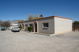 3612-3614 E Monte Vista Dr in Tucson, AZ - Building Photo - Building Photo