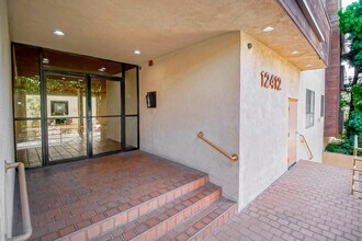 12412 Texas Ave, Unit 101 in Los Angeles, CA - Building Photo - Building Photo