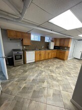 96 Holland St, Unit 1B in Somerville, MA - Building Photo - Building Photo