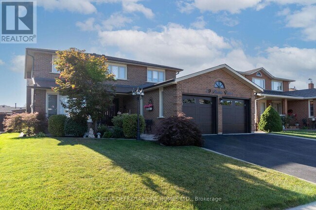 39 Airdrie Dr in Vaughan, ON - Building Photo - Building Photo