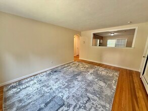 45 Aldrich Rd in Watertown, MA - Building Photo - Building Photo