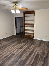 2050 Essex Dr in Sumter, SC - Building Photo - Building Photo