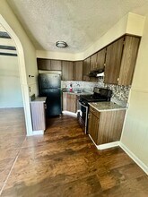 2317 S Ithan St in Philadelphia, PA - Building Photo - Building Photo