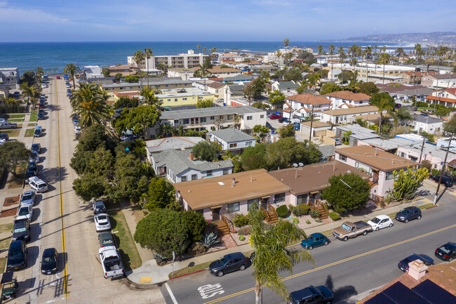 1654-1662 Cable St in San Diego, CA - Building Photo - Building Photo