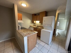 5457 W 4th Ave in Lakewood, CO - Building Photo - Building Photo