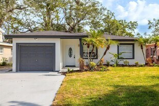 8335 42nd Ave N in St. Petersburg, FL - Building Photo